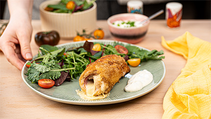 Cordon Bleu made from free-range turkey escalope with herb dip